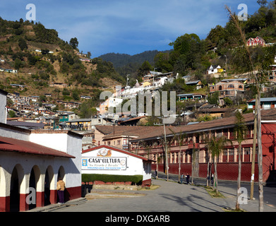 L'Amérique, le Mexique, l'État de Michoacán, village Angangueo Banque D'Images