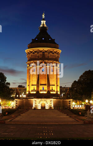 Wasserturm, Water Tower, Mannheim, Bade-Wurtemberg, Allemagne Banque D'Images