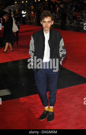 Olly Alexander 56th BFI London Film Festival : de grandes attentes - film de clôture qui a eu lieu à l'odéon West End - Arrivées Londres, Angleterre - 21.10.12 comprend : Olly Alexander Où : London, Royaume-Uni Quand : 21 Oct 2012 Banque D'Images