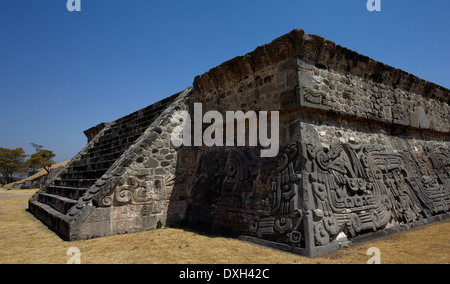 L'Amérique, le Mexique, l'État de Morelos, Xochitepec village, site archéologique de Xochicalco, le temple de la serpent à plumes Banque D'Images