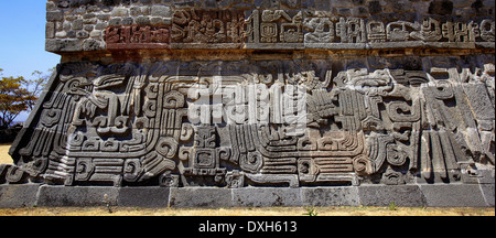 L'Amérique, le Mexique, l'État de Morelos, Xochitepec village, site archéologique de Xochicalco, le temple de la serpent à plumes Banque D'Images