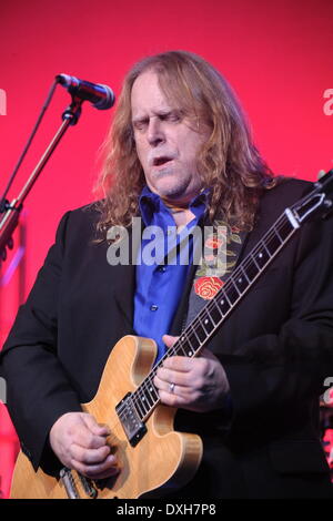 Collaboration de Warren Haynes pour une guérison 15e dîner-bénéfice annuel et la vente aux enchères - Performances comprend : Warr Banque D'Images