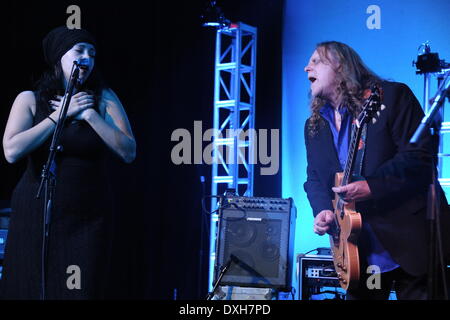 Collaboration de Warren Haynes pour une guérison 15e dîner-bénéfice annuel et la vente aux enchères - Performances comprend : Warr Banque D'Images