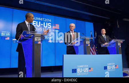 Visite du président américain Barack Obama à Bruxelles étaient, de gauche à droite, Barack Obama, président, États-Unis d'Amérique. Herman Van Rompuy, Président, Conseil européen. Jose Manuel Barroso, président de la Commission européenne. Banque D'Images