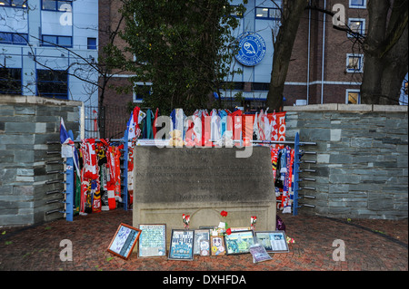 Mémorial pour les fans de football qui sont morts dans la tragédie de Hillsborough au cours de 1989 en FA Cup Semi finale match Banque D'Images