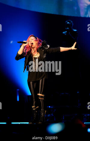 Toronto, Ontario, Canada. Mar 26, 2014. L'artiste américaine, actrice, Demi Lovato et philanthrope effectuée sold out show au Centre Air Canada à Toronto au cours de sa 'les néons Tour' Crédit : Igor Vidyashev ZUMAPRESS.com/Alamy/Live News Banque D'Images