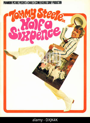 HALF A SIXPENCE Banque D'Images
