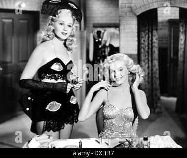 Mesdames DU CHŒUR (US1948) ADELE JERGENS, MARILYN MONROE Banque D'Images