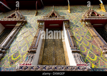 La façade extérieure de l'hôtel de Coordination du temple Wat Arun à Bangkok, Thaïlande Banque D'Images