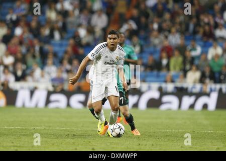 Madrid, Espagne. 18 Mar, 2014. Casemiro (Réel) : Football/soccer match de la Ligue des Champions entre le Real Madrid et Schalke 04 au Santiago Bernabeu à Madrid, Espagne . © AFLO/Alamy Live News Banque D'Images