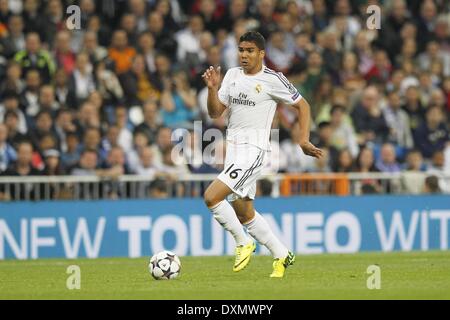 Madrid, Espagne. 18 Mar, 2014. Casemiro (Réel) : Football/soccer match de la Ligue des Champions entre le Real Madrid et Schalke 04 au Santiago Bernabeu à Madrid, Espagne . © AFLO/Alamy Live News Banque D'Images