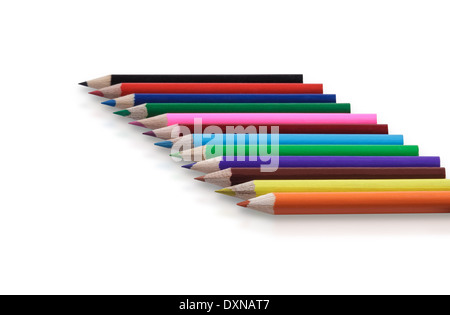 Crayons de couleur isolé sur fond blanc Banque D'Images