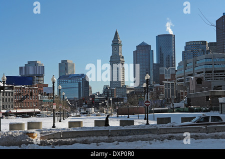 Vue panoramique sur la ville de Boston (Massachusetts, USA) dans l'ambiance ensoleillée Banque D'Images