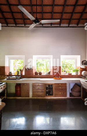 Cuisine intérieur moderne dans l'état de Goa Banque D'Images