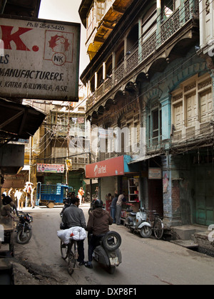 L'Inde, Punjab, Amritsar, Katra Ahluwalia, route historique dans la Vieille Ville Banque D'Images