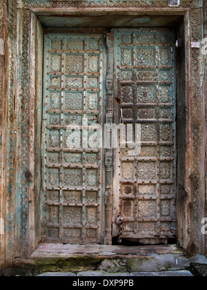 L'Inde, Punjab, Amritsar, Jalebiwala Chowk, vieille porte décorative dans la vieille ville de Bazar Banque D'Images