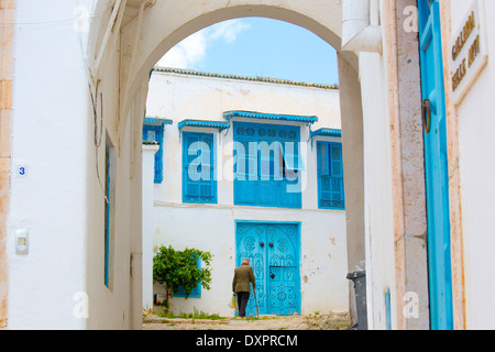 Vieille porte à Sidi Bou Said, Tunisie Banque D'Images