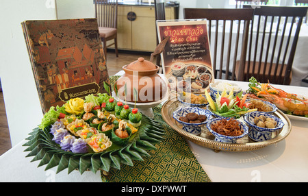 Belle portion de Khao chae, Palais Royal traditionnel de la cuisine thaïlandaise, Bangkok, Thaïlande Banque D'Images