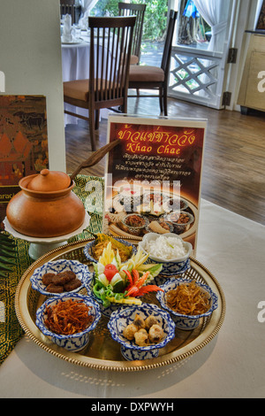 Belle portion de Khao chae, Palais Royal traditionnel de la cuisine thaïlandaise, Bangkok, Thaïlande Banque D'Images
