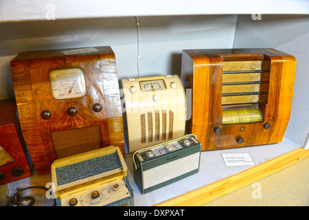 Les Radios antiques au Hoswick Visitor Museum Shetland Ecosse Banque D'Images