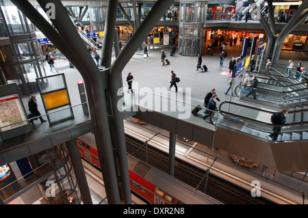 Allemagne, Berlin, le nouveau Berlin, Berliner Hauptbahnhof Hauptbahnhof (gare). Berlin Hauptbahnhof (la gare principale de Berlin', Banque D'Images