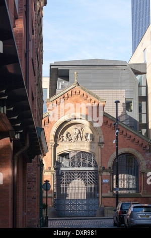 Entrée de l'ancien marché de poissons d'une partie de l'ancien marché de Smithfield Quart nord Manchester en Angleterre Banque D'Images