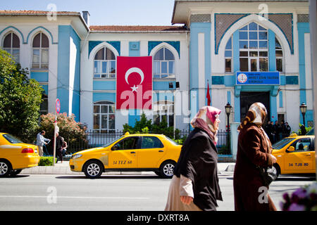 Istanbul, Turquie. 30Th Mar, 2014. Les citoyens turcs ont participé au scrutin pour les élections locales à Istanbul, Turquie, le 30 mars 2014. Le vote doit se terminer à 17:00. Ces élections sont un test de popularité pour le parti du Premier ministre Recep Tayyip Erdogan, l'AKP. (Photo par Aurore Belot/NurPhoto) Credit : Aurore Belot/NurPhoto ZUMAPRESS.com/Alamy/Live News Banque D'Images