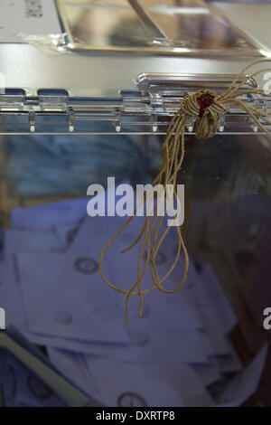 Istanbul, Turquie -- La Turquie les gens se rendront aux urnes pour les élections locales le dimanche 30 mars 2014 Credit : © Bikem Ekberzade/Alamy Live News Banque D'Images