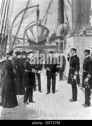 Le roi Édouard VII visite à la découverte du navire avant elle ; Sir Clements Markham présentant le Capitaine Scott, le 5 août 1901 Banque D'Images