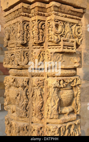 Détail de la complexe Qutb en Inde Banque D'Images