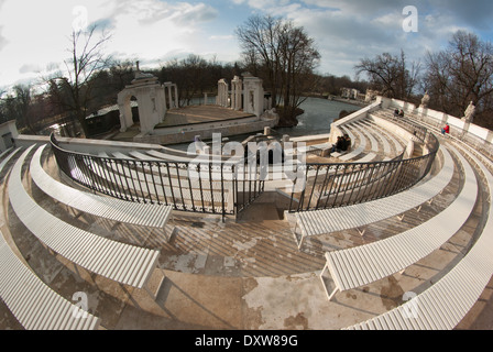 Teatr na Wyspie - Île de Theatre, Royal de Lazienki Jardin, Varsovie, Pologne Banque D'Images