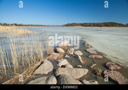 Le sud de la Finlande, au début du printemps, fjord Porvoonjoki Banque D'Images