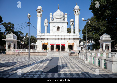 L'Inde, Dehradun. Un temple Sikh construit en 1707--le Durbar Shri Guru Maharaj Ji Rai Ram. Banque D'Images