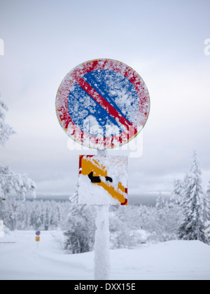 Aucun signe d'une entrée couverte de neige en Laponie, Finlande Banque D'Images