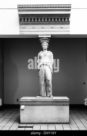 À partir de l'Erechtheum à caryatide. Pentelic marble, environ 415 BC. Banque D'Images