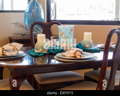 Table de salle à manger avec des paramètres de plage, Punta Gorda, Floride, USA 2014 Banque D'Images