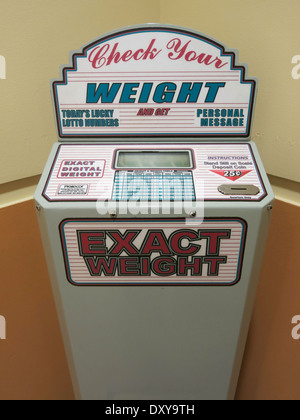 Vérifiez votre poids Machine, USA Banque D'Images
