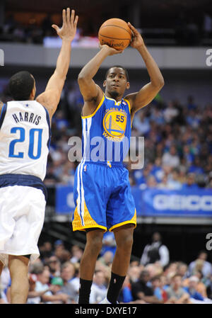Dallas, Texas. 01 avr, 2014. Golden State Warriors guard Jordan Crawford # 55 a terminé avec 19 points dans un match NBA entre les Golden State Warriors et les Dallas Mavericks à l'American Airlines Center de Dallas, TX Golden State a battu Dallas 122-120 en prolongation Crédit : Cal Sport Media/Alamy Live News Banque D'Images