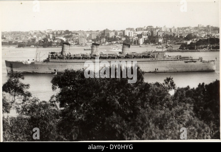 HMT Queen Mary, le port de Sydney, entre 1940-1945 Banque D'Images