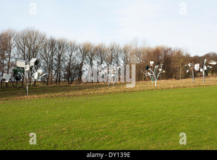 D'autres composantes du paysage arbres Sculptures au Yorkshire Sculpture Park West Bretton Wakefield Angleterre Royaume-Uni UK Banque D'Images