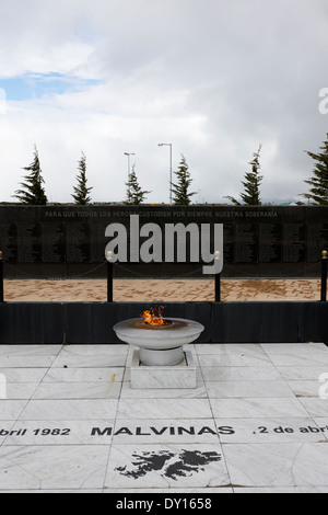 Flamme éternelle islas malvinas war memorial ushuaia argentine Banque D'Images