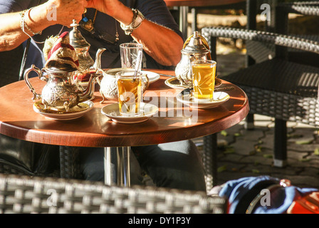 Casablanca, Maroc thé sucré sur le marché local Banque D'Images