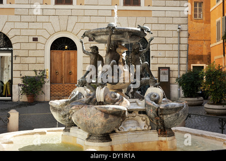 Italie, Rome, Ghetto juif, Piazza Mattei, fontaine aux tortues Banque D'Images