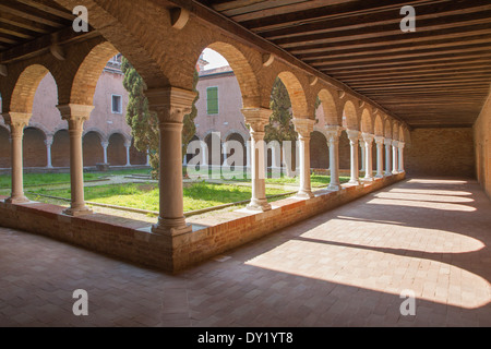 Venise - atrium de l'église San Francesco della Vigna Banque D'Images