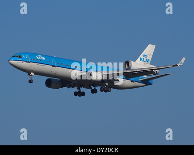 PH-KCA KLM Royal Dutch Airlines McDonnell Douglas MD-11, l'atterrissage à Schiphol (AMS - EHAM), Pays-Bas, pic2 Banque D'Images