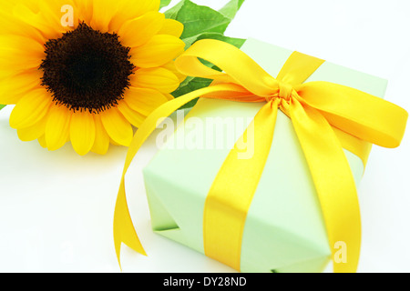 petite boîte cadeau Banque D'Images