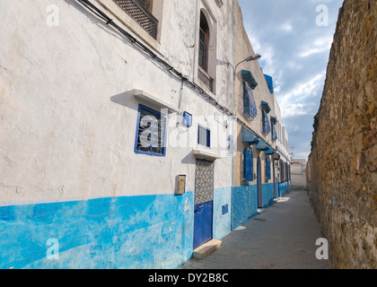 Ruelle de Médina. La partie centrale historique de la ville de Tanger, Maroc Banque D'Images