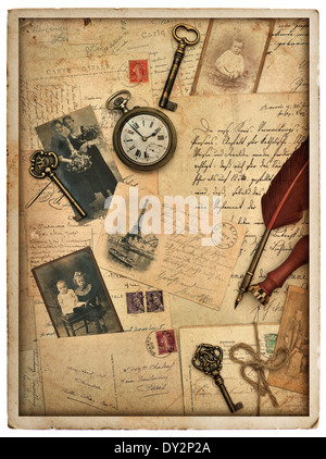 De style vintage nostalgique historique avec de vieilles cartes postales, des lettres et des photos Banque D'Images