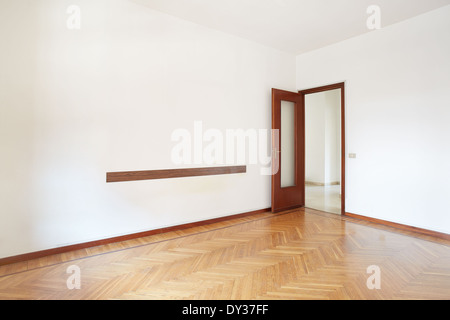 Salle vide avec plancher en appartement normal Banque D'Images