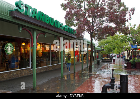 Café Starbucks café et magasin, Queenstown, Nouvelle-Zélande Banque D'Images